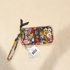 NWT Vera Bradley Poppy Fields Wristlet